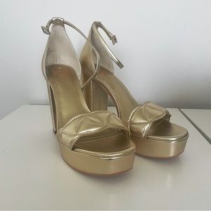 Vince Camuto Mahgs Platform Sandal